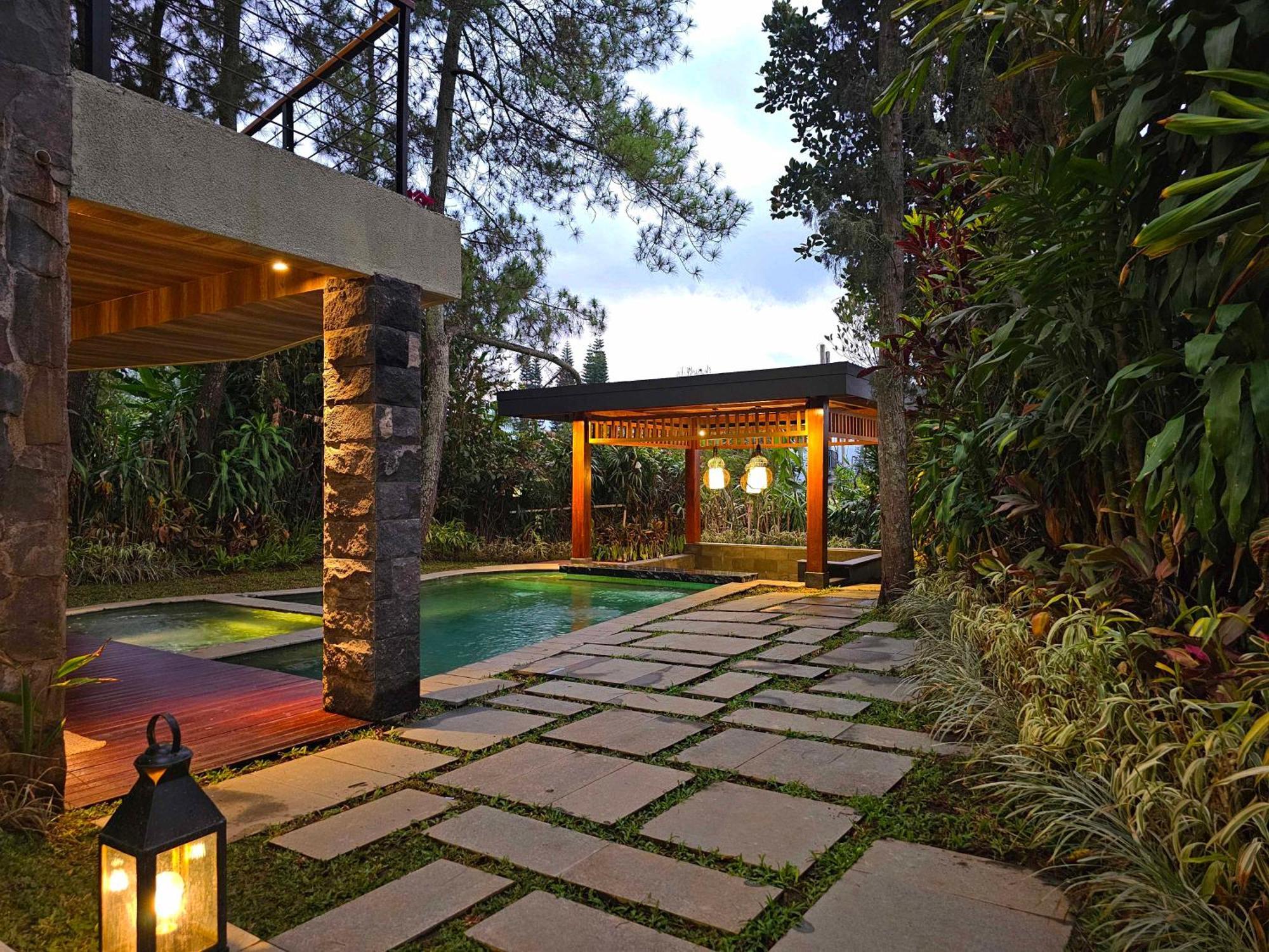 Villa 4-Br Klub Bunga No 4 Batu Malang Batu (East Java) Exterior foto